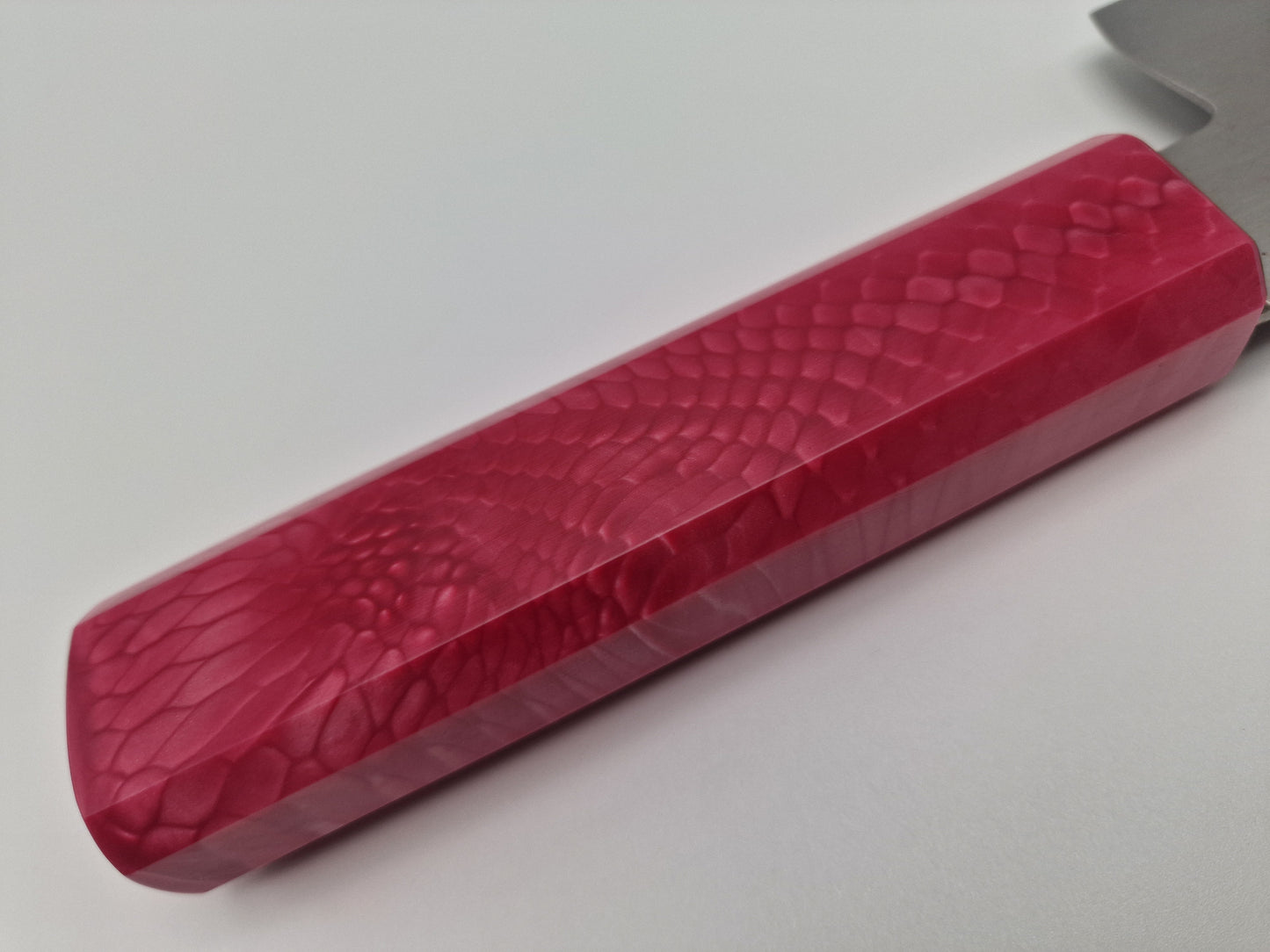 180mm kokkekniv - custom - pink - engraving