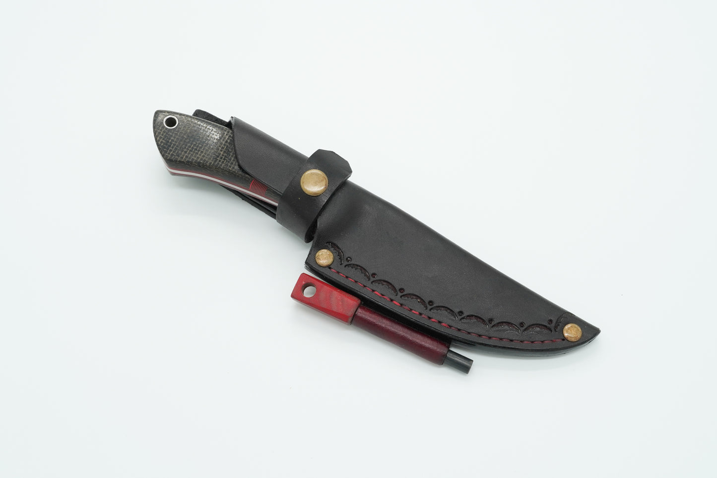 Red Line Hunter mk 5 - with fire steel