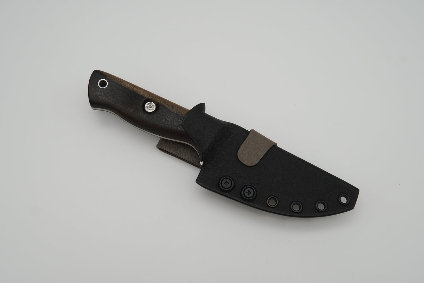 Custom hunting knife