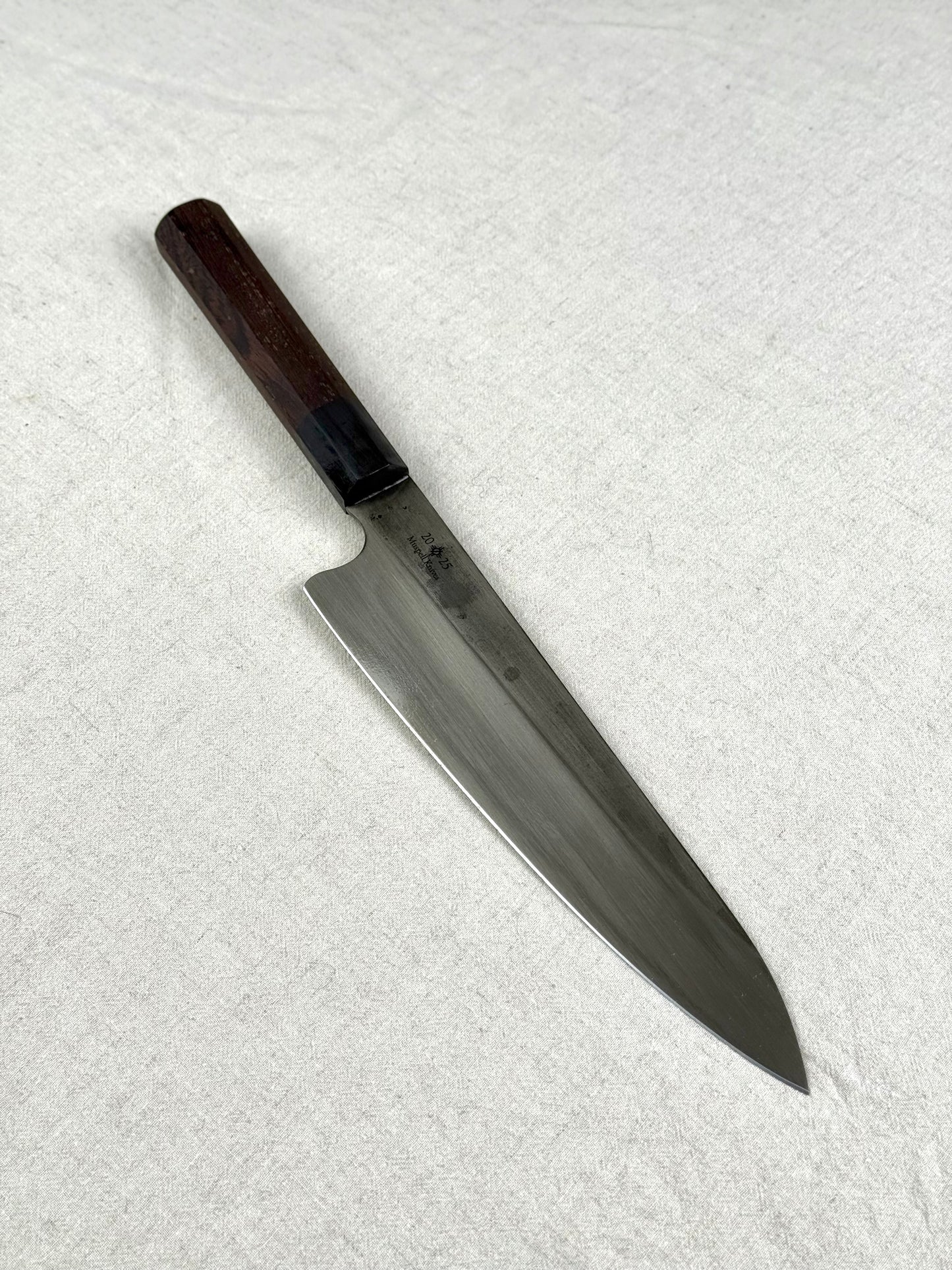 210 mm Classic Guyoto in carbon steel
