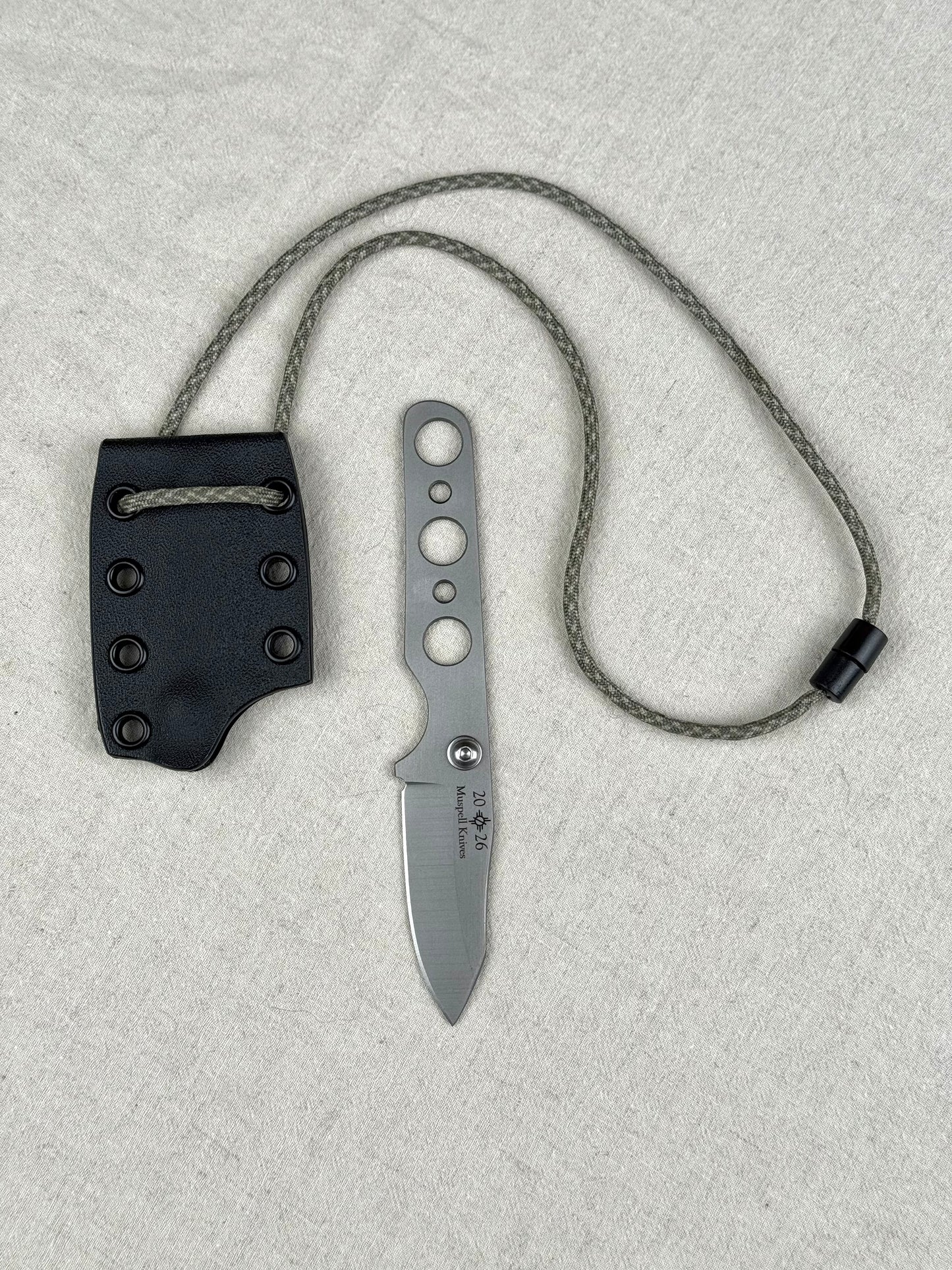 944 mk 2 neck knife with large sheath